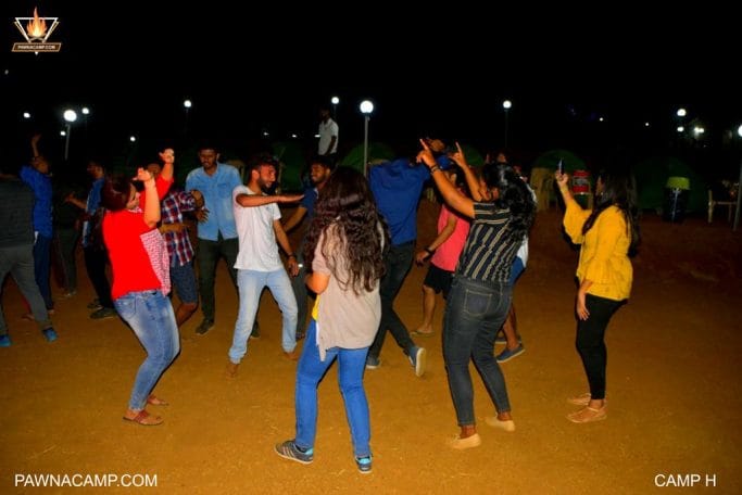 Night dance at Pawnacamp