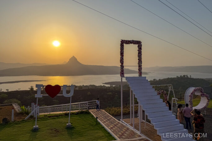 private infinity pool near Pawna lake-03