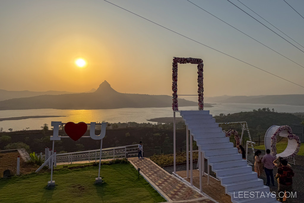 private infinity pool near Pawna lake-03