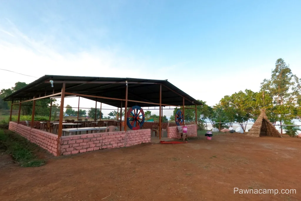 Pawna lake camping location i dinning area