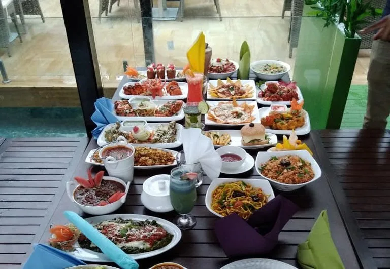 Papa's village Lonavala - Dine in